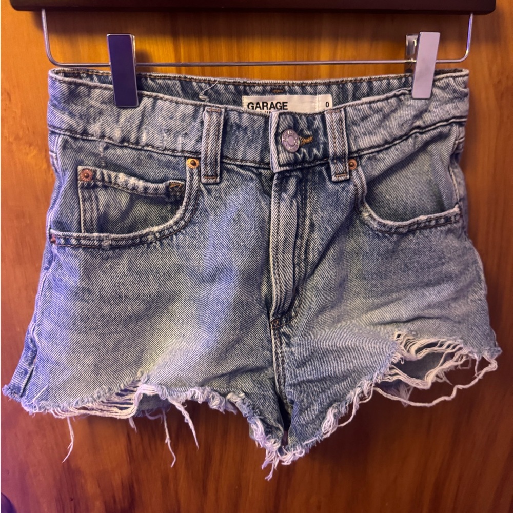 Garage Women's Frayed Hem Jean Shorts - Light Blue